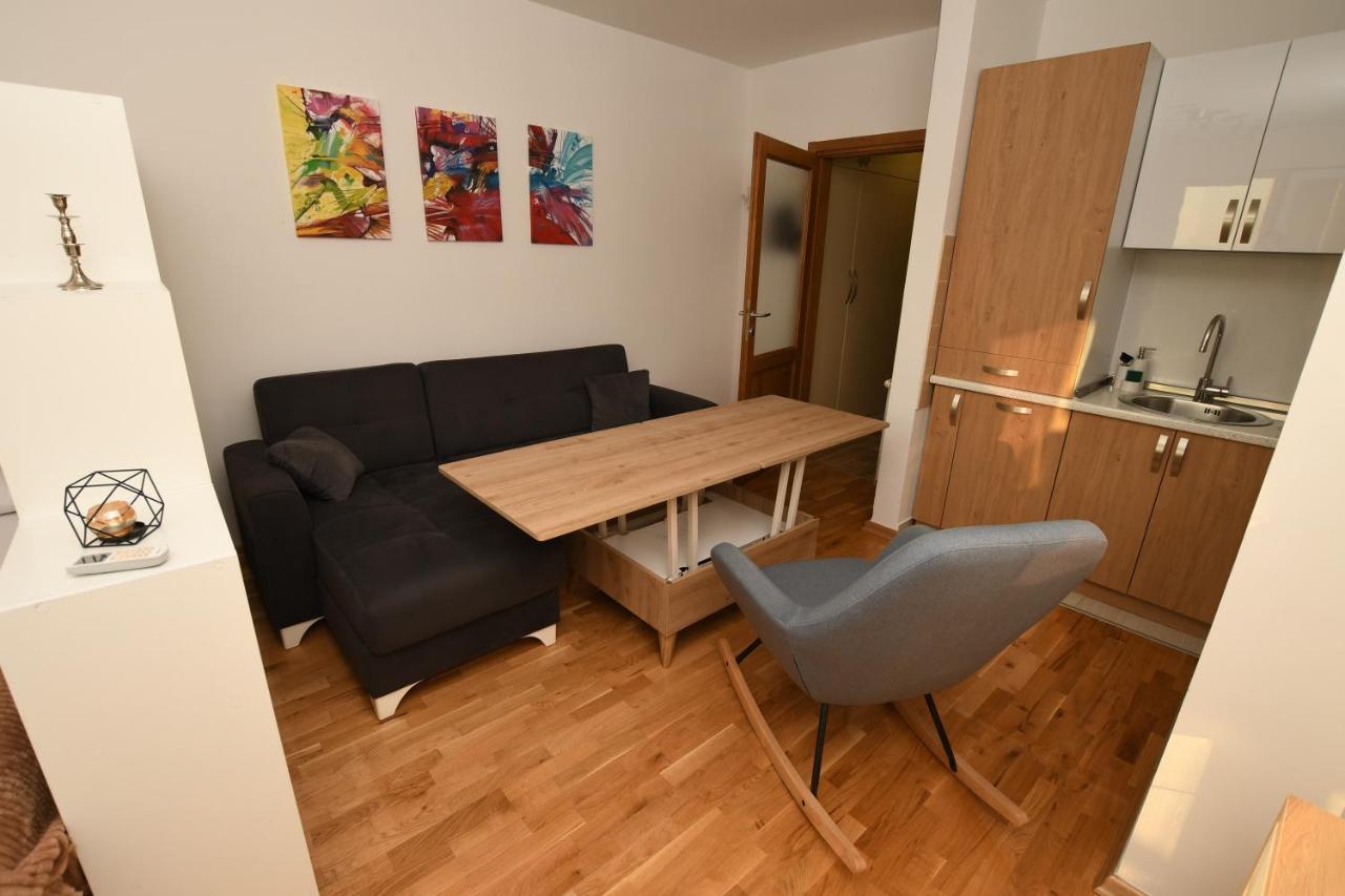 Sky Way Studio Apartment Сараево Экстерьер фото
