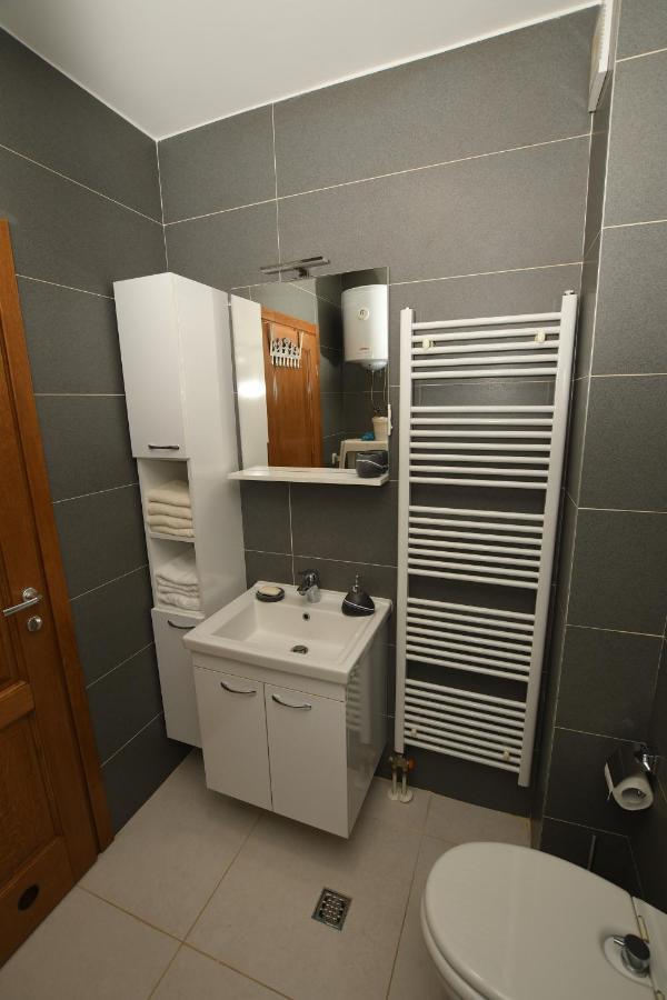 Sky Way Studio Apartment Сараево Экстерьер фото