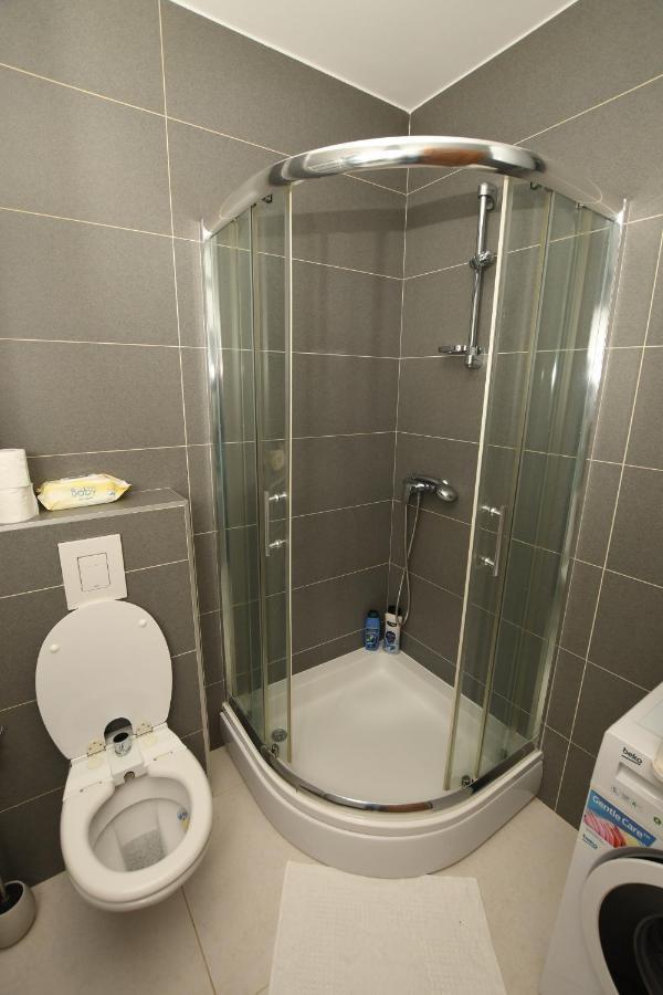 Sky Way Studio Apartment Сараево Экстерьер фото