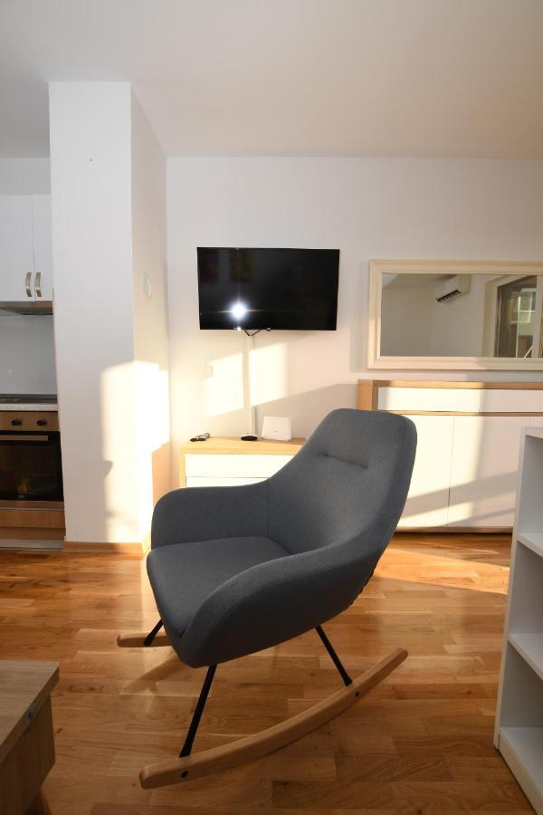 Sky Way Studio Apartment Сараево Экстерьер фото