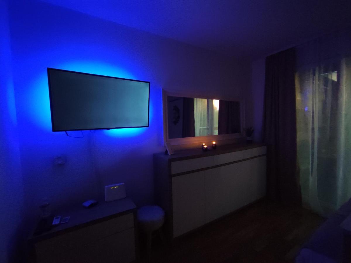 Sky Way Studio Apartment Сараево Экстерьер фото